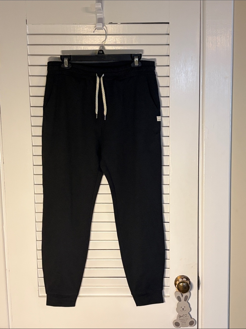 Women’s Vuori performance joggers, medium long